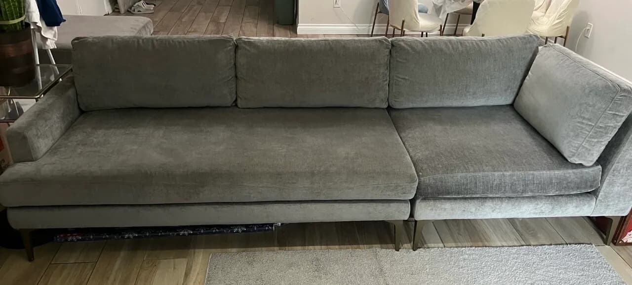 West elm 그래이칼라 + 브론즈랙
					무빙세일
					Los Angeles