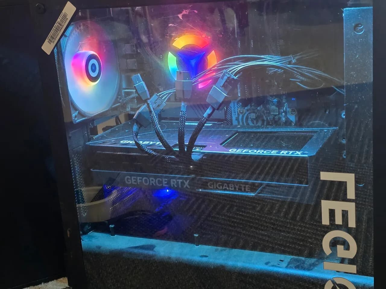 게이밍pc팝니다
					전자/가전
					Santa Clarita