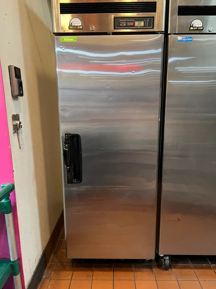 리보델링이유로 커머샬냉장고 냉동고 싸게팝니다
					전자/가전
					플러튼