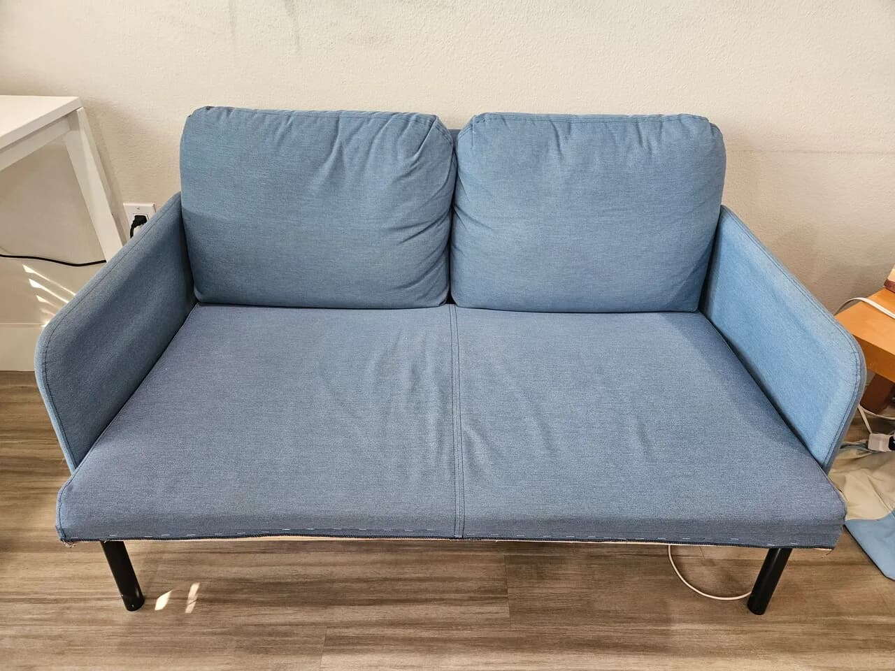 소파,책상 무료나눔 및 프린트, 청소기, 전기포트, 책장등
					무빙세일
					La 그로브몰건너편