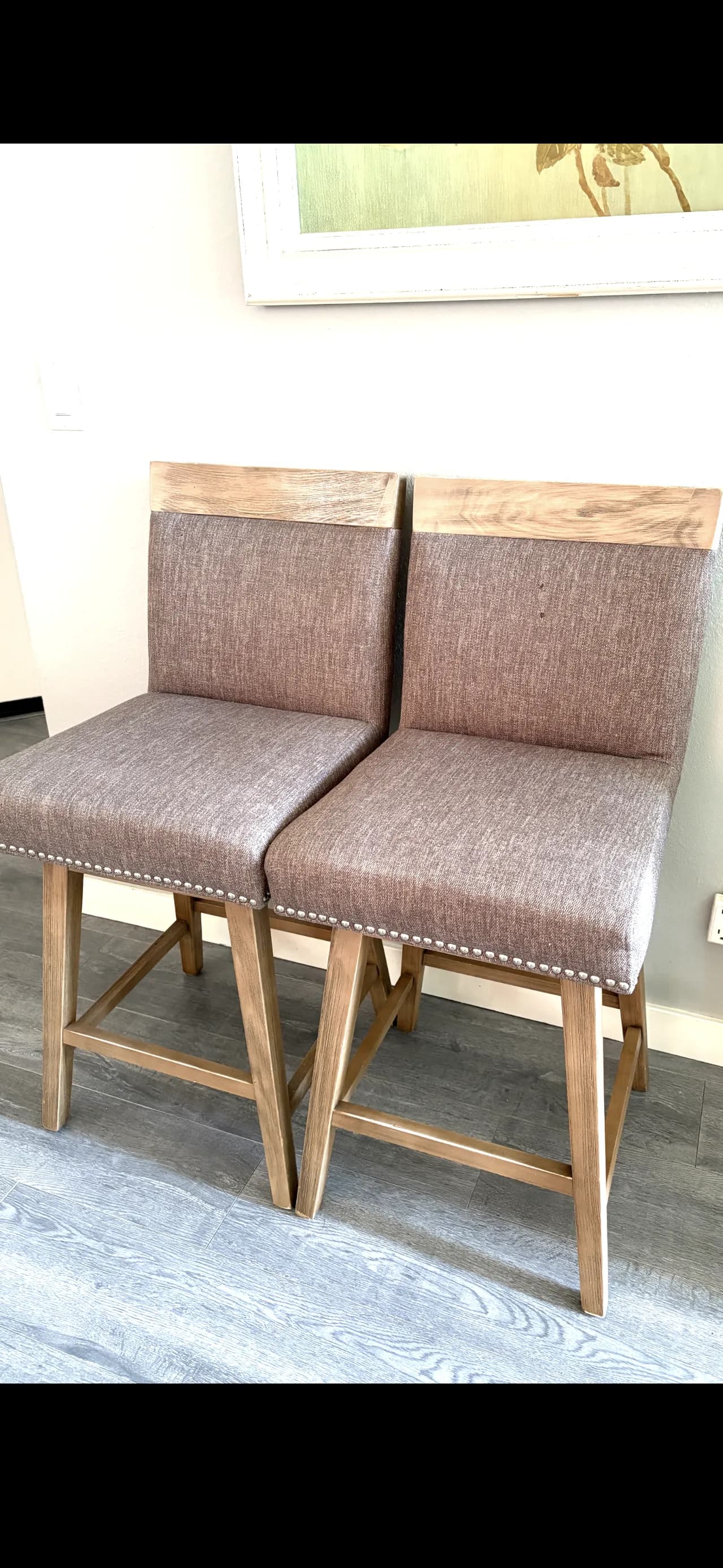 하이 체어 Bar stool
					무빙세일
					LA