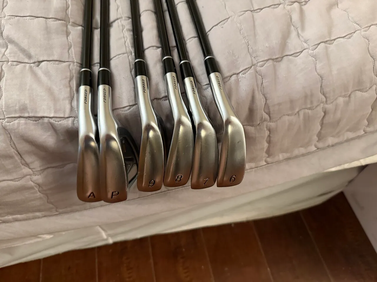 PRGR Iron set 6Pieces
					운동/건강
					Fullerton
