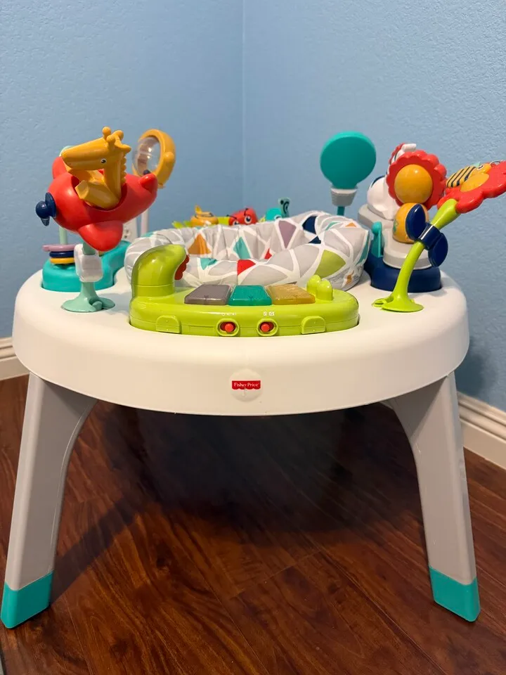 Fisher-Price 3-in-1 Spin & Sort Activity Center
					무빙세일
					Los Angeles