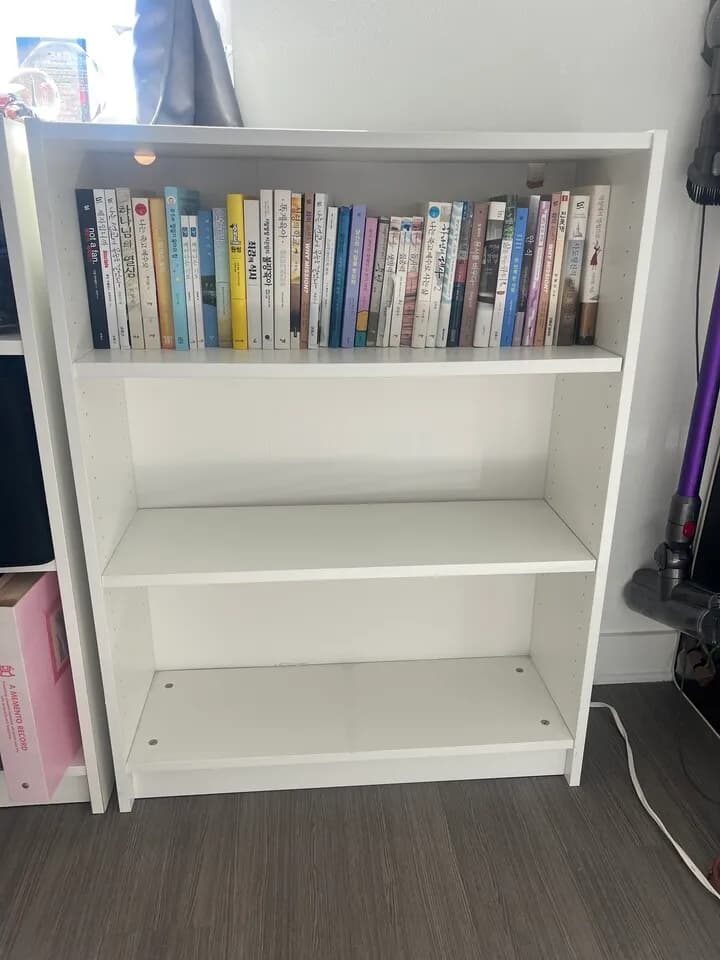 무빙세일 다 10불에 가져가세요
					무빙세일
					LA