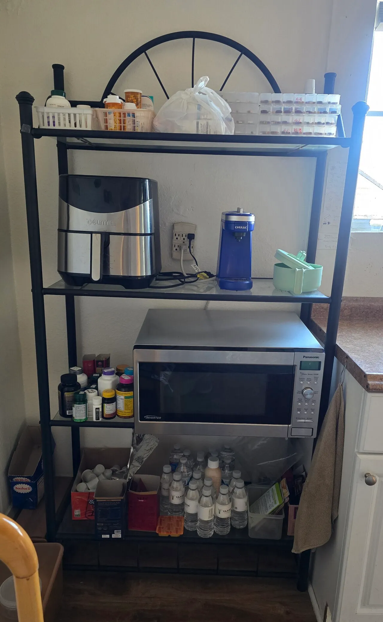 4단 큰 선반 (유리바닥 + 철 테두리 6F3F1.3F)
					무빙세일
					Los Angeles