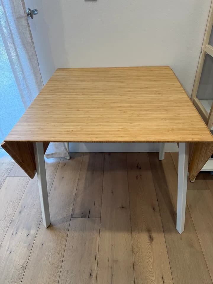 ikea 식탁
					가구
					Los Angeles