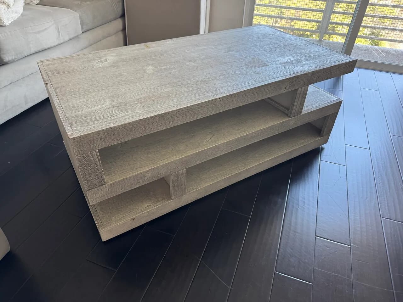 커피테이블팝니다.
					가구
					La한인타운