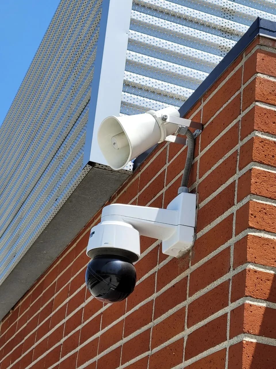 CCTV (DVR) 및 POS 설치 및 전문!
					전자/가전
					모든 지역