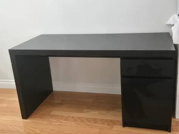 책상 55x25.75
					가구
					Los Angeles