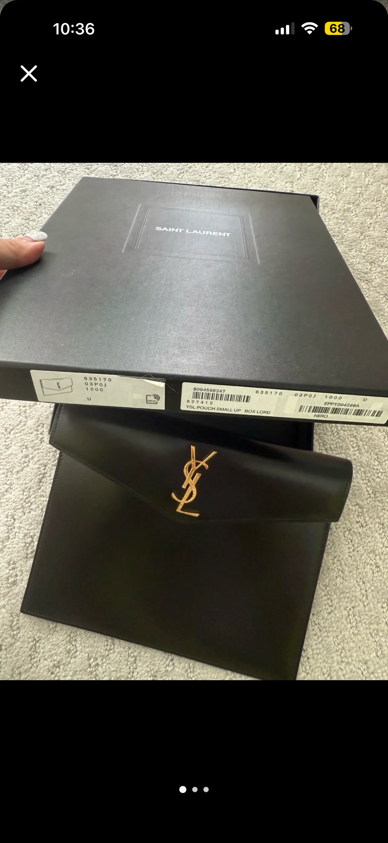 발렌티노 정품 레드 클러치와 ysl블랙 클러치
					의류/패션
					다운타운