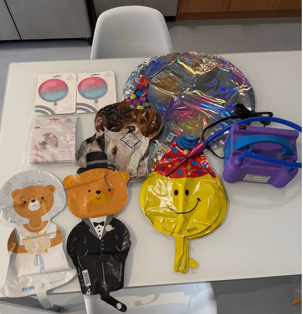 각종풍선/헬륨가스/풍선바람넣는기계
					기타
					Los Angeles