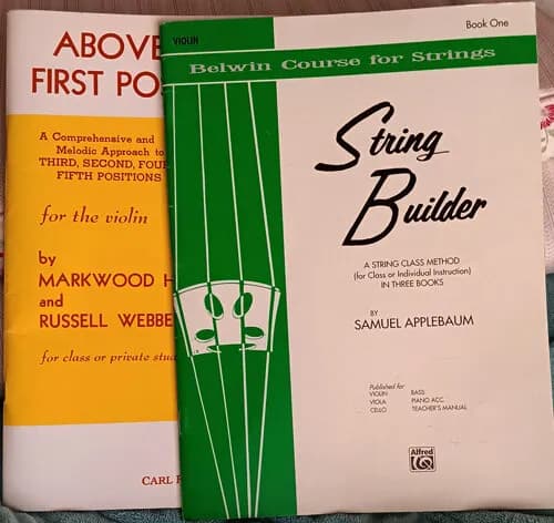 바이올린 교본 초급 Violin books 12권
					기타
					Los Angeles K Town