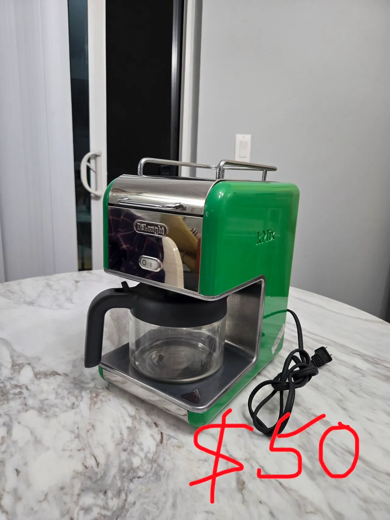 커피머신 믹서기 팝니다
					무빙세일
					Los Angeles