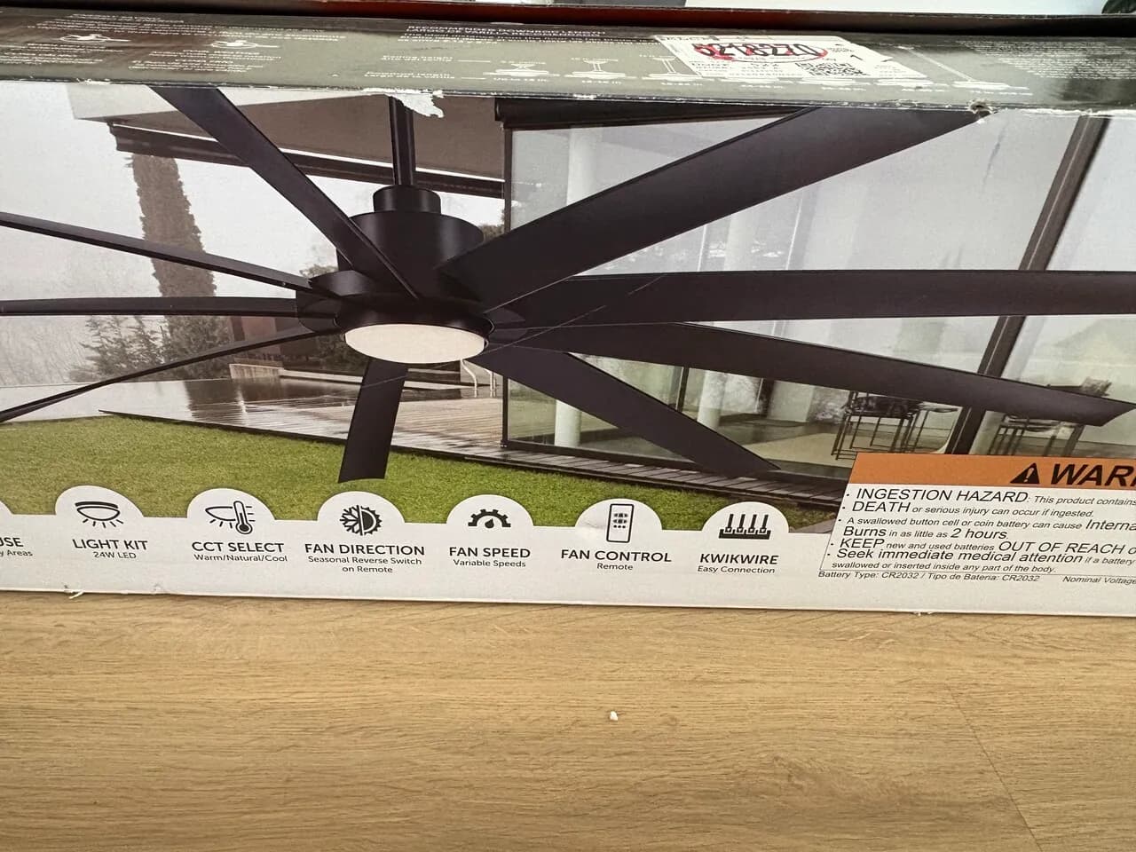 LED Covered Outdoor Ceiling Fan
					전자/가전
					Torrance