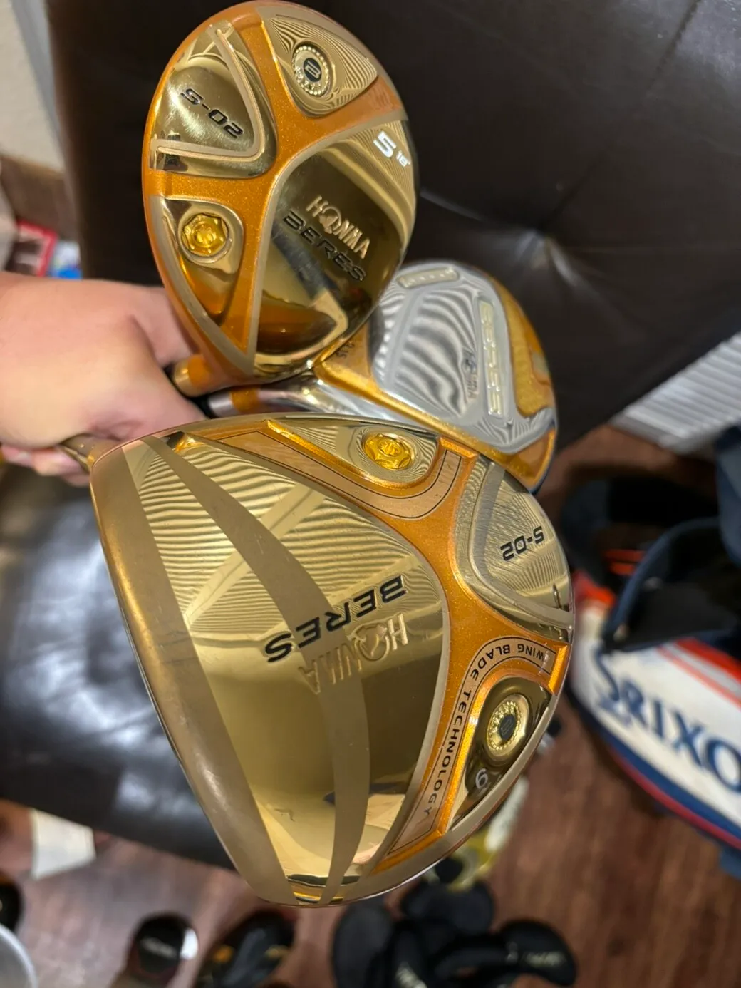 혼마 골프 5스타, 4스타 남여 풀 셋트
					운동/건강
					Los Angeles