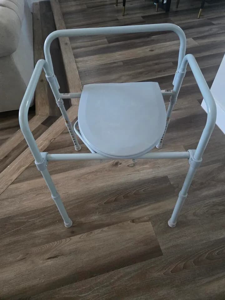 USED SHOWER CHAIR 무료
					무료나눔
					Cypress