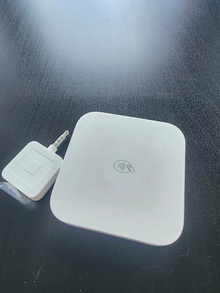 square 크레딧 카드 리더기
					기타
					Downtown