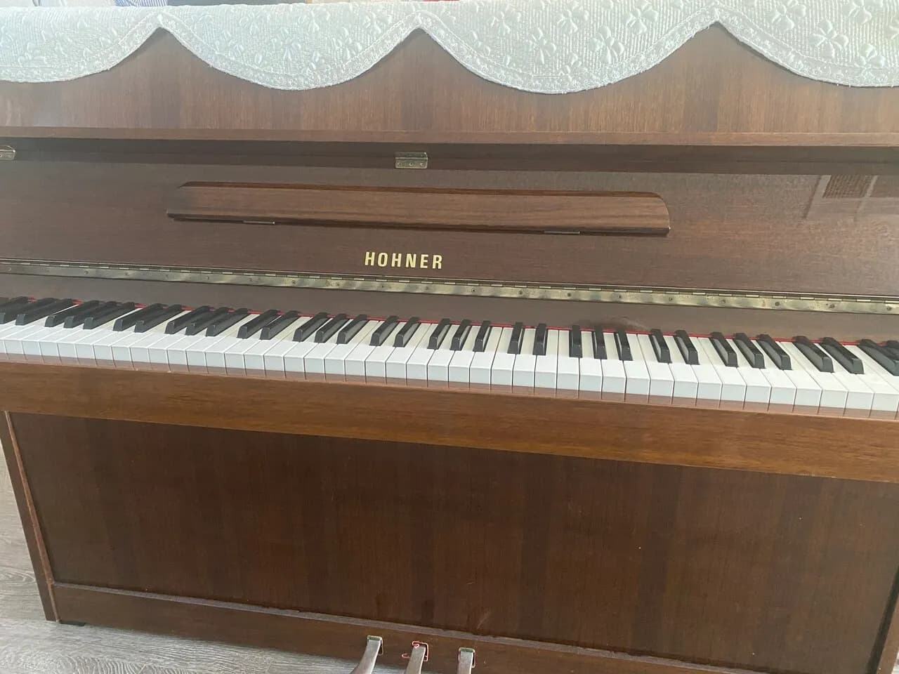 피아노 있어요 
					무빙세일
					부에나팍/플라튼