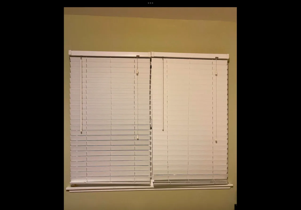 wooden blinds for window,혈압기
					기타
					Los Angeles