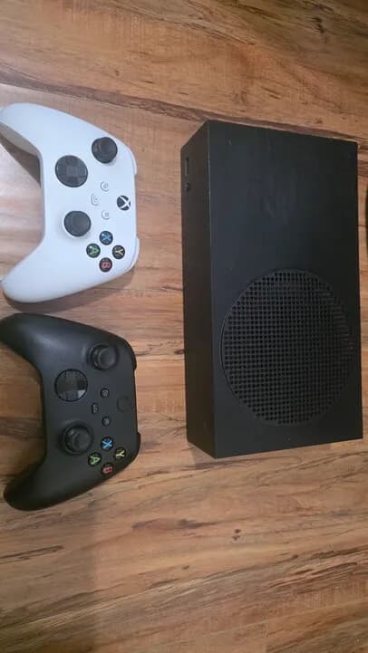 xbox series s 1tb 팔아요
					전자/가전
					LA