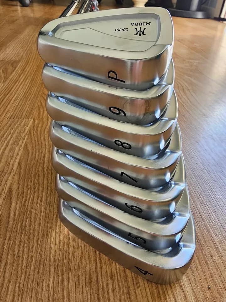 MIURA IRON SET CB-301 미우라 아이언 세트 CB301
					운동/건강
					Los Angeles