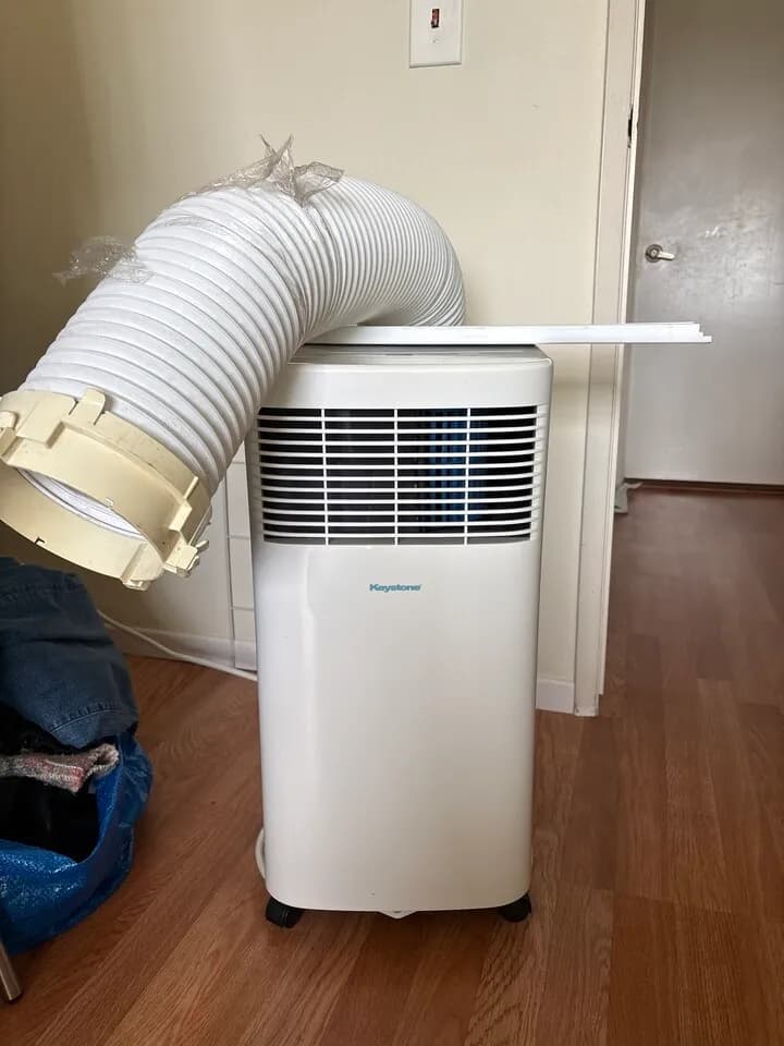 이동식 에어콘
					전자/가전
					Los Angeles