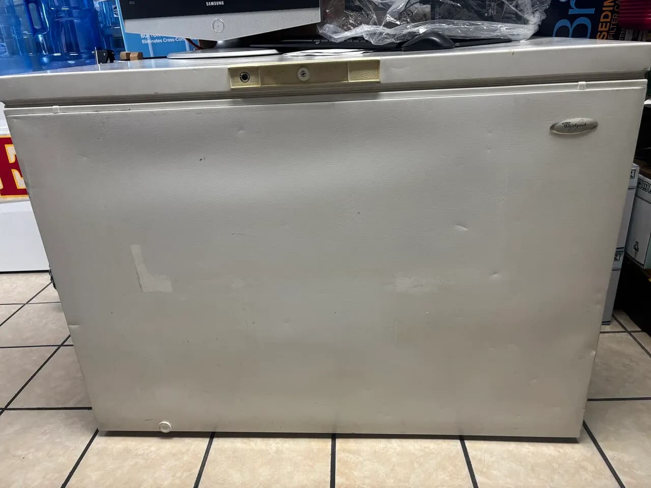 냉동고 팝니다
					전자/가전
					Corona