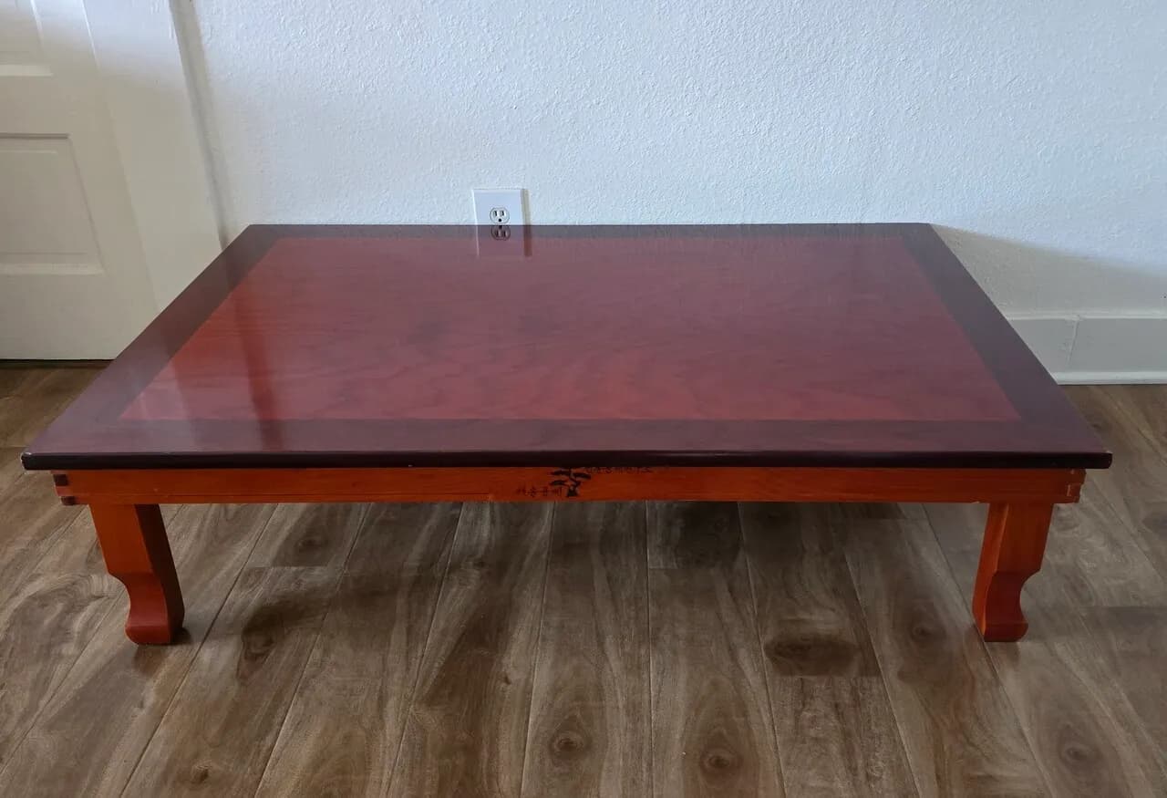 큰 교잣상 (2.8F 4F 1.1F)
					무빙세일
					Los Angeles