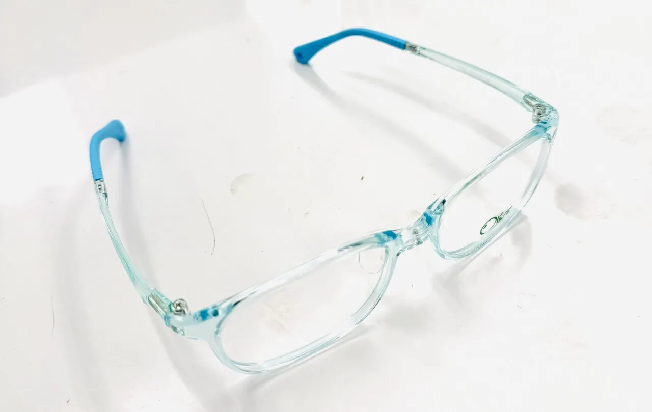 안경마을에서 안경테와 안경렌즈 저렴한 가격판매
					의류/패션
					Los Angeles