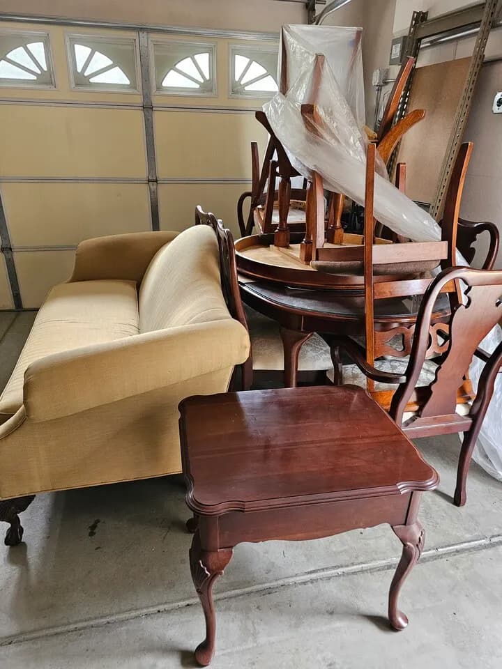 Ethan Allen 소파 & Thomasville 중고가구팝니다
					가구
					La Mirada