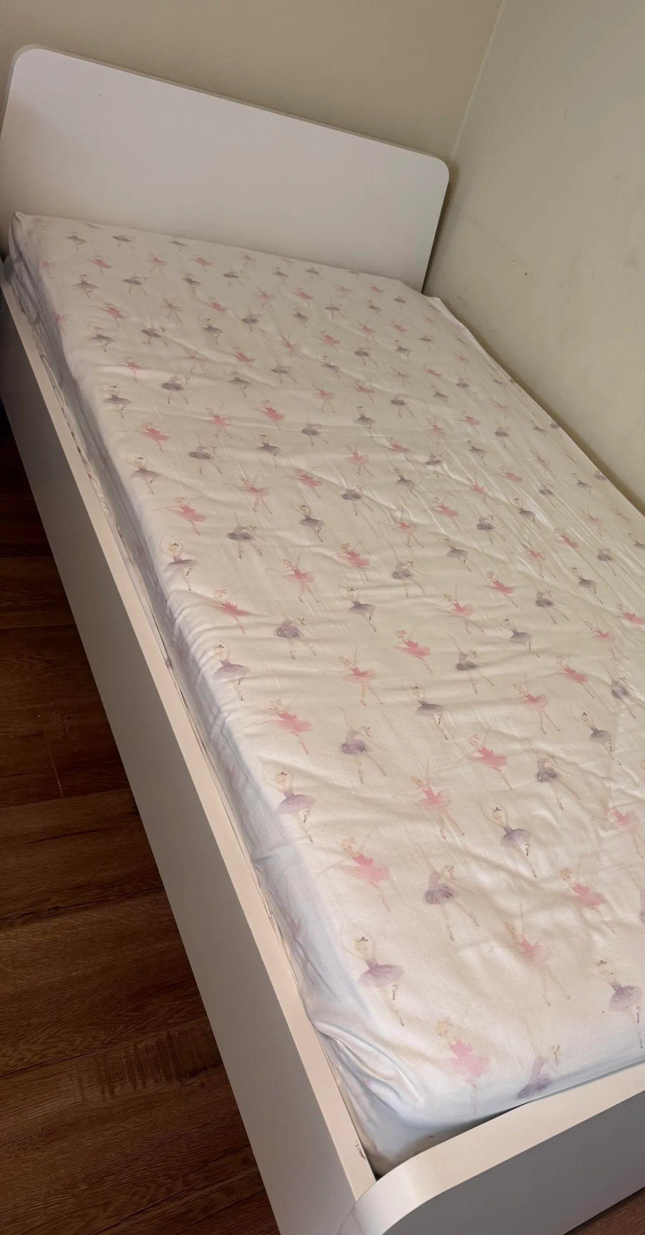 Ikea twin bed, & mattress
					무빙세일
					Downey