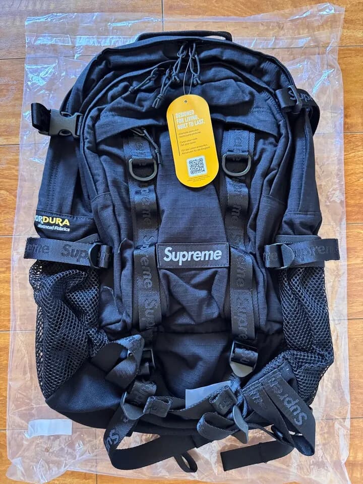 새제품 슈프림 SS26 백팩 Supreme Backpack
					의류/패션
					Fullerton