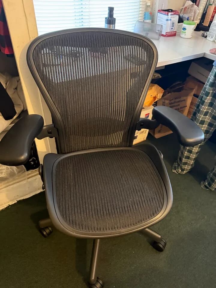 herman miller 의자
					가구
					Los Angeles