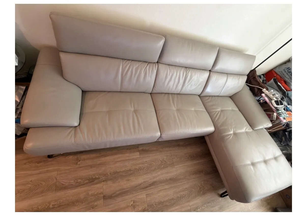 이태리 소파랑 식탁세트 급처분
					가구
					코리아타운 엘에이