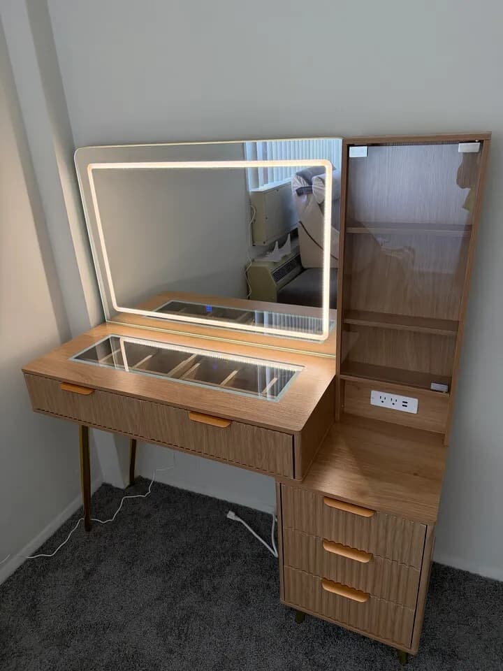 LED 센추리 스타일 화장대 새거
					무빙세일
					Los Angeles