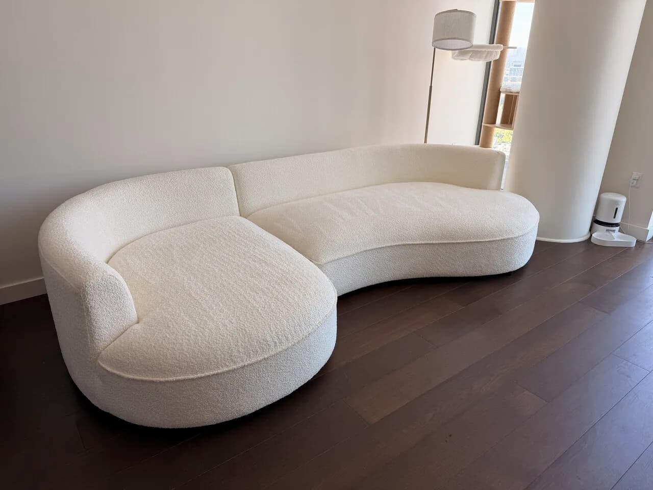 Couch. Bar Stools 정리합니다
					무빙세일
					Los Angeles