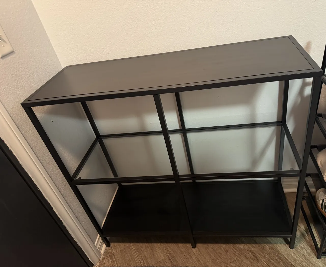 IKEA Entryway Console Table 3단 선반
					무빙세일
					Mid-wilshire, Los Angeles
