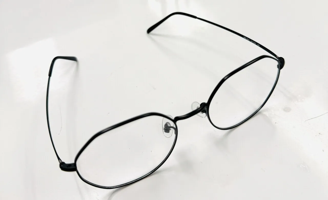 안경마을에서 안경테와 안경렌즈 저렴한 가격판매
					의류/패션
					Los Angeles