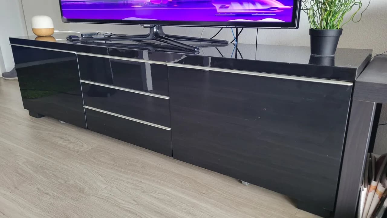 TV 스탠드,식탁,책장,모니터
					무빙세일
					Los Angeles