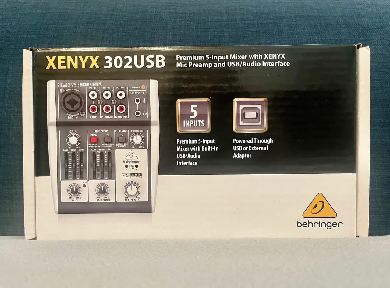 마이크 프리엠프 믹서
					무빙세일
					LA