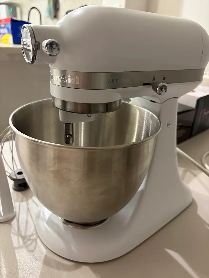 키친에이드 스텐드 믹서, 그라인더, 슬라이스
					무빙세일
					Los Angeles