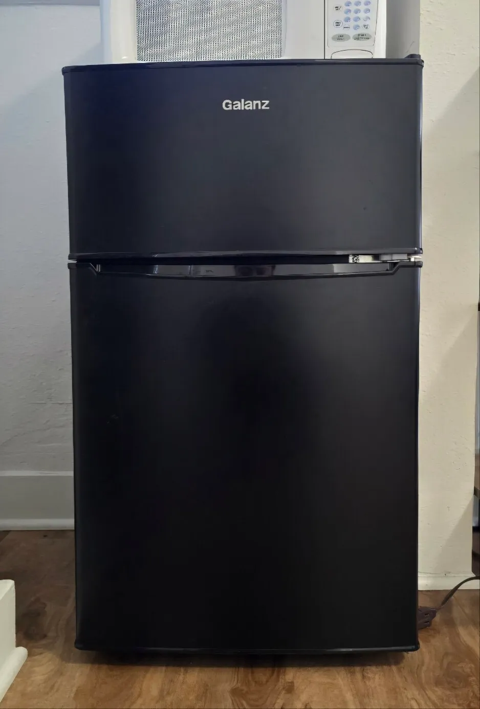 소형냉장고
					무빙세일
					Los Angeles