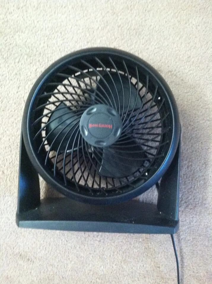 에어컨 ....(에어.크리너) ..... 선풍기
					무빙세일
					OC