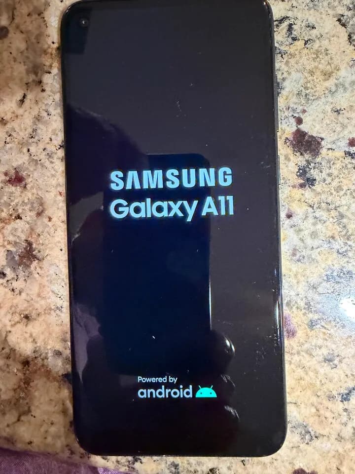 삼성 갤럭시 A11 스마트폰
					전자/가전
					Corona