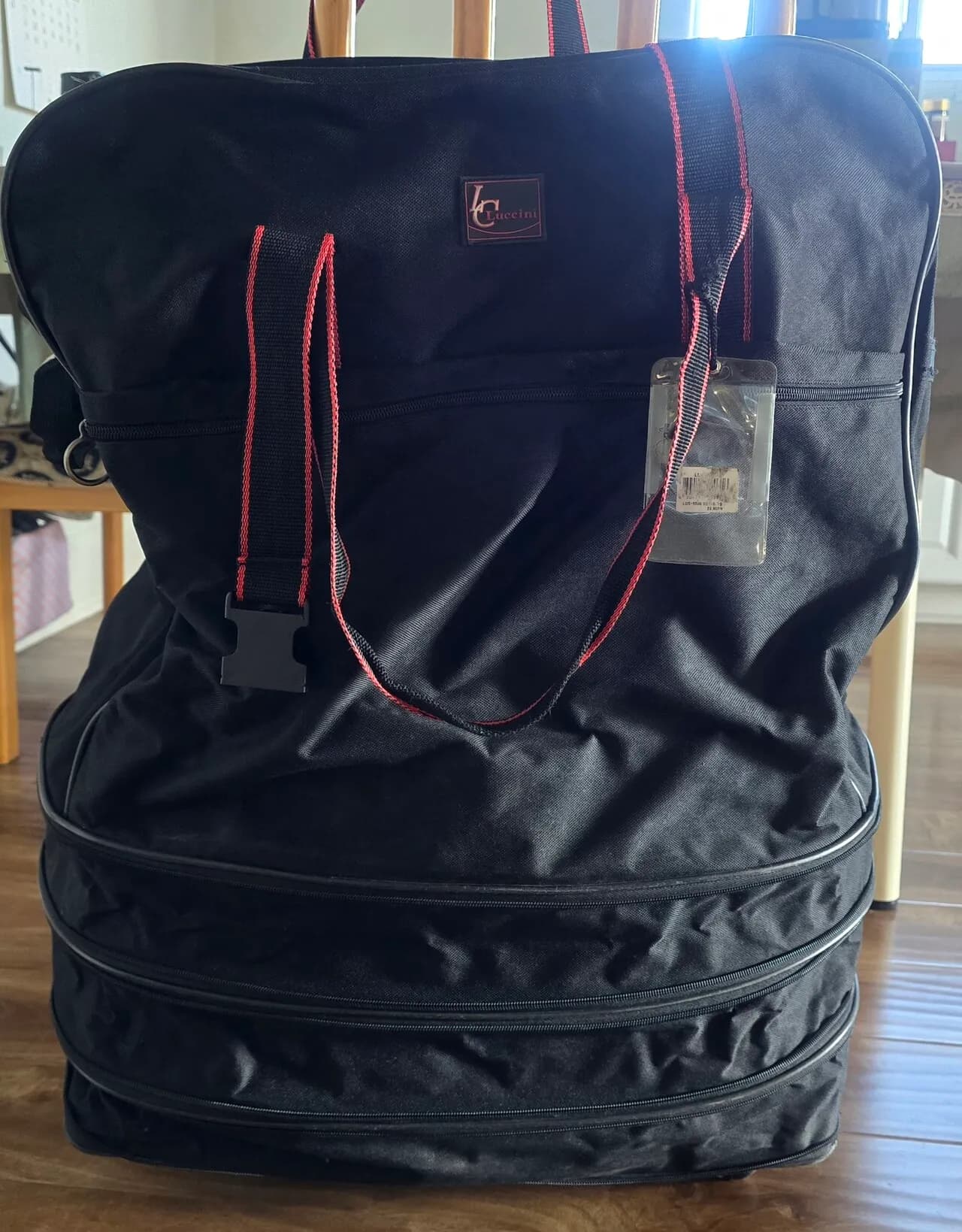 이민가방 (상태 양호)
					무빙세일
					Los Angeles