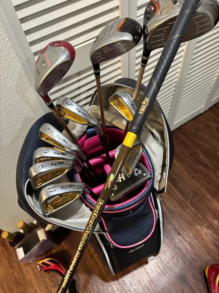 여성용 HONMA GOLF LB-280 4star 24K gold
					운동/건강
					Los Angeles