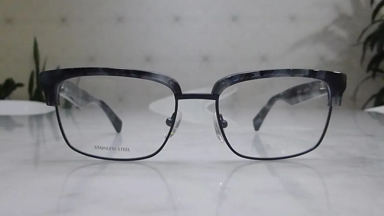 모든 과정을 수공으오 만드는-NEW-일본-BRAND-안 경 테-$40-$50
					의류/패션
					Los Angeles