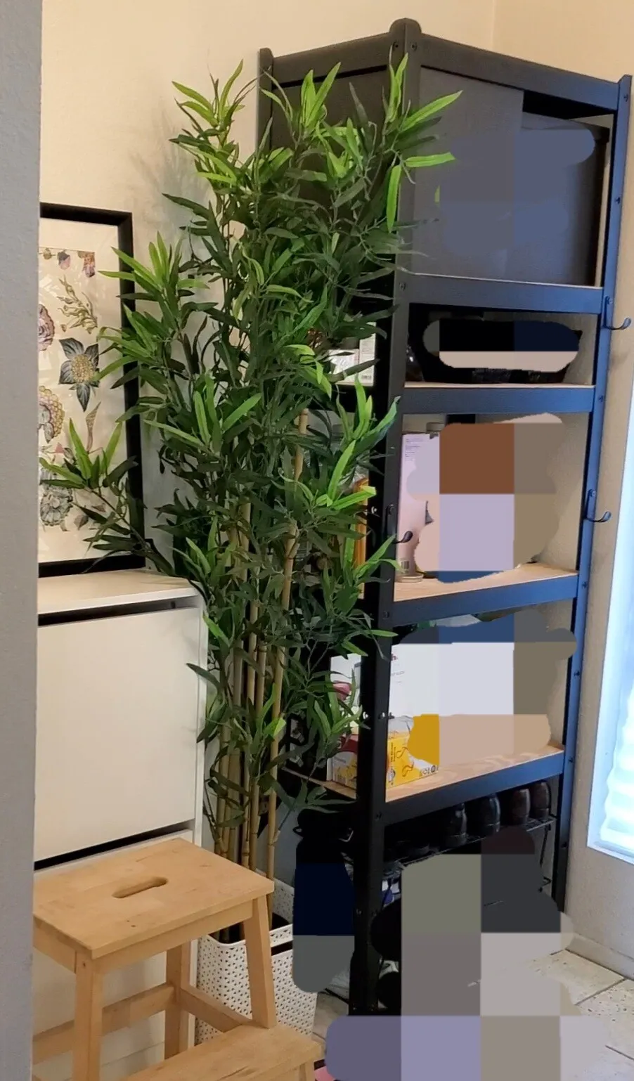 IKEA 선반 Shelving Units, 신발장 Shoe Cabinet
					무빙세일
					Whittier