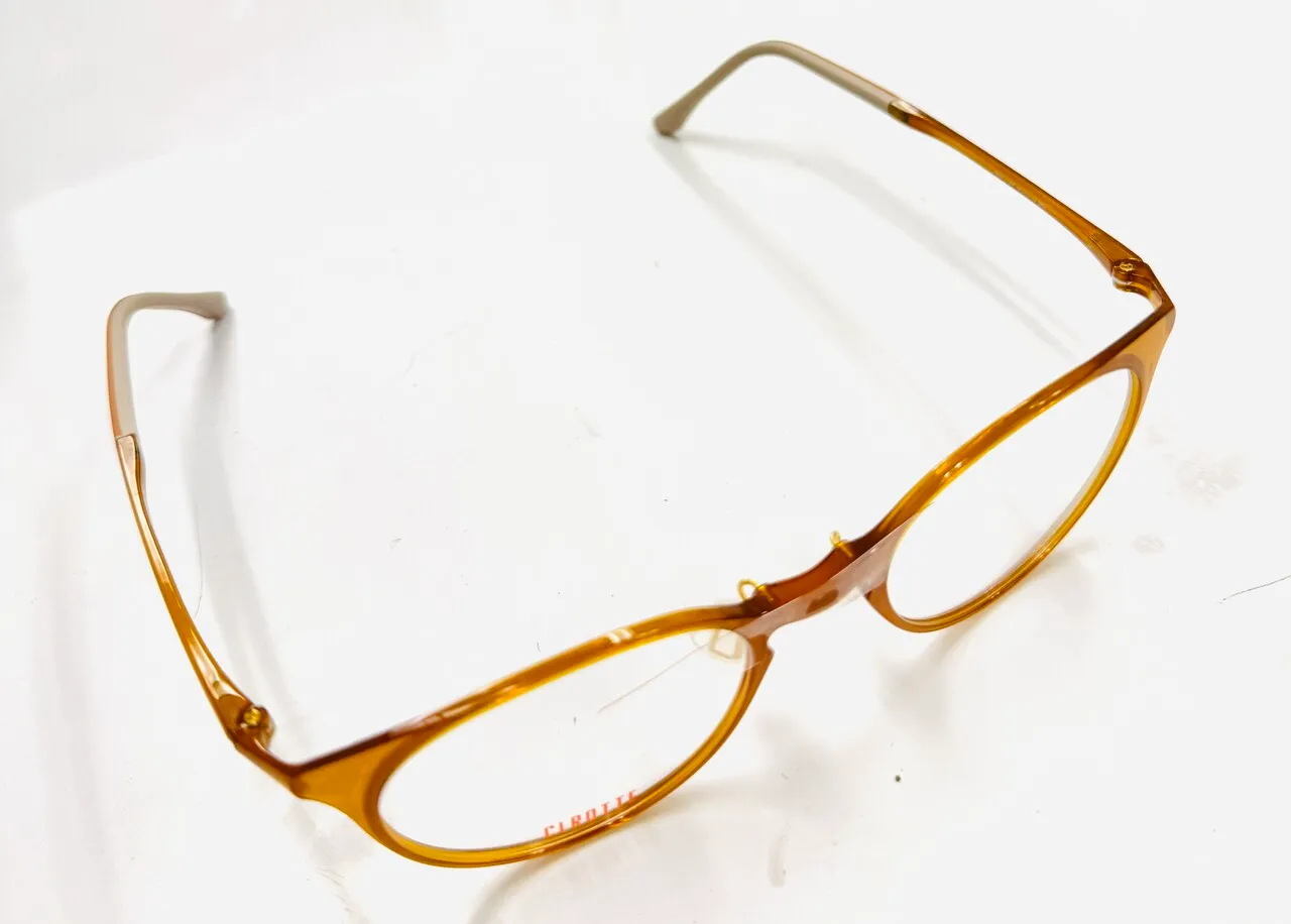 안경마을에서 안경테와 안경렌즈 저렴한 가격판매
					의류/패션
					Los Angeles