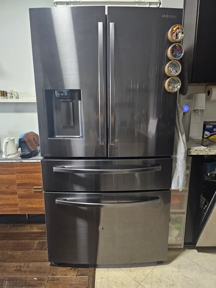 양문형 냉장고
					전자/가전
					엘에이